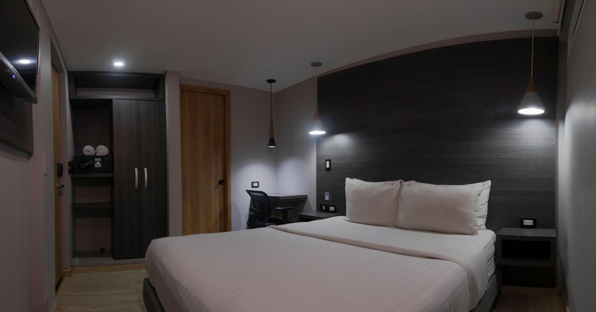 Hotel The Blue
