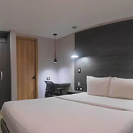 The Blue Hotel 3*