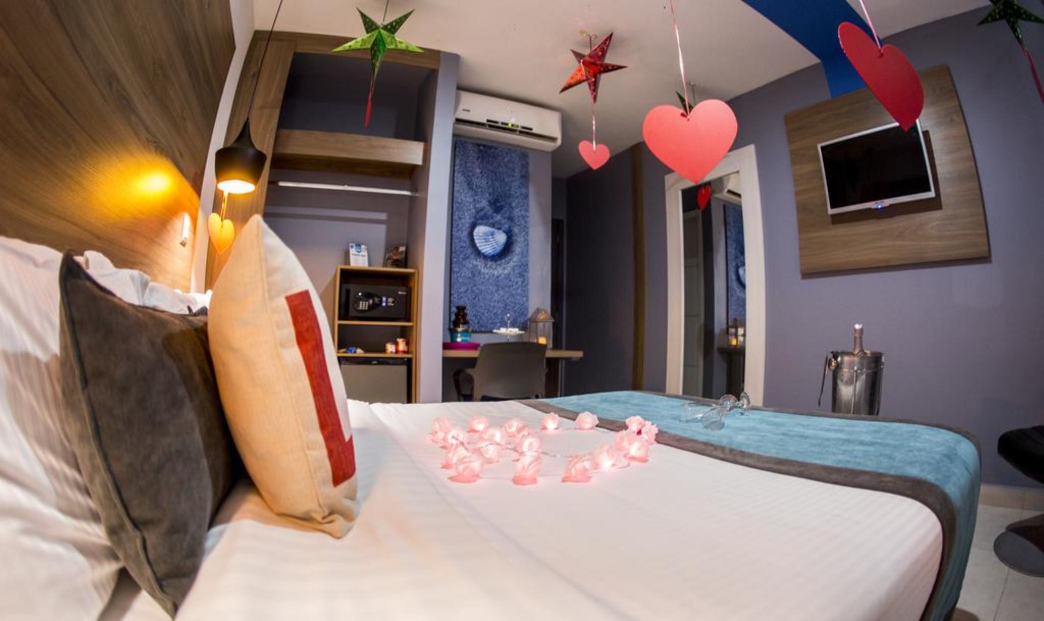 The Blue Hotel 3*