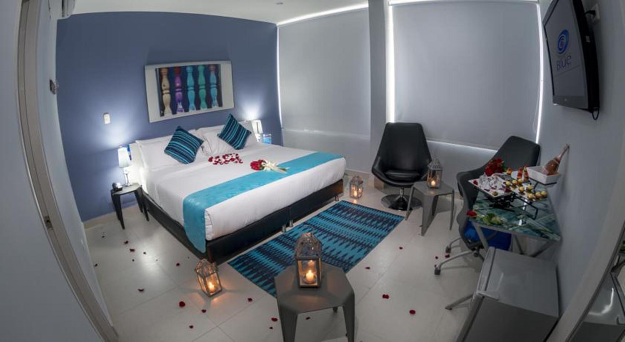 The Blue Hotel 3*
