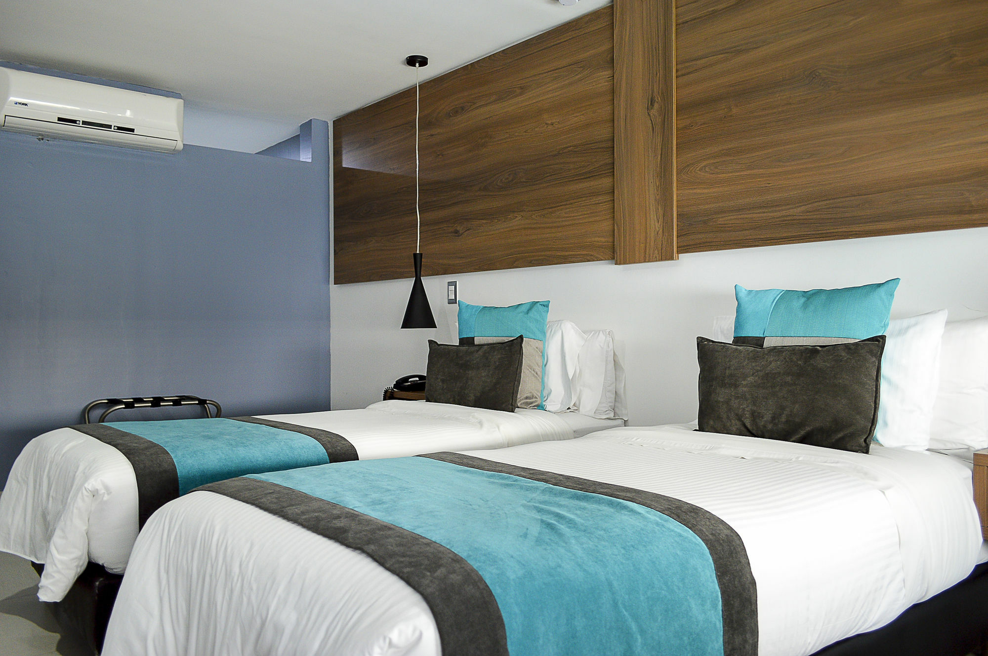 Hotel The Blue 3*